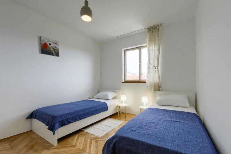 Apartments Yo Lee Bibinje Luaran gambar